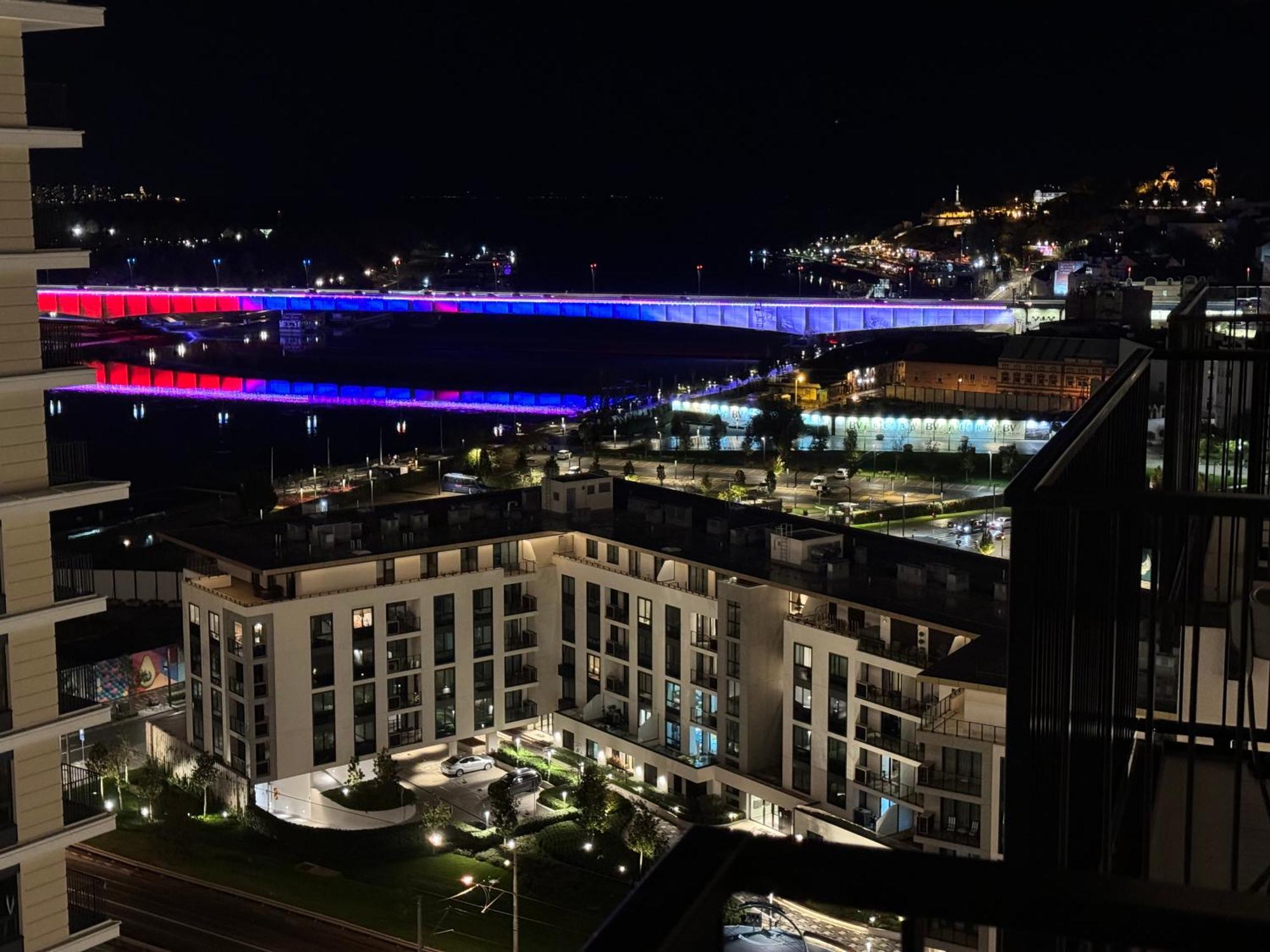 Belgrade Waterfront Metropolitanアパートメント エクステリア 写真